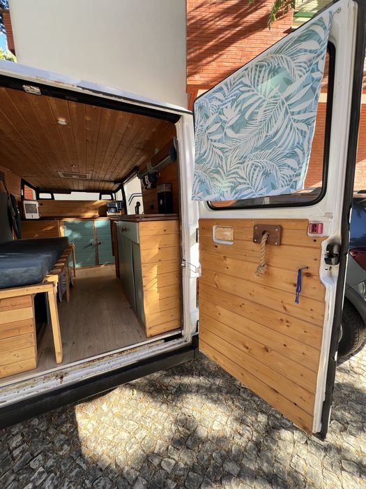 Campervan Mercedes 100D