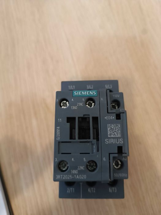 Siemens 3rt2025-1ag20 stycznik