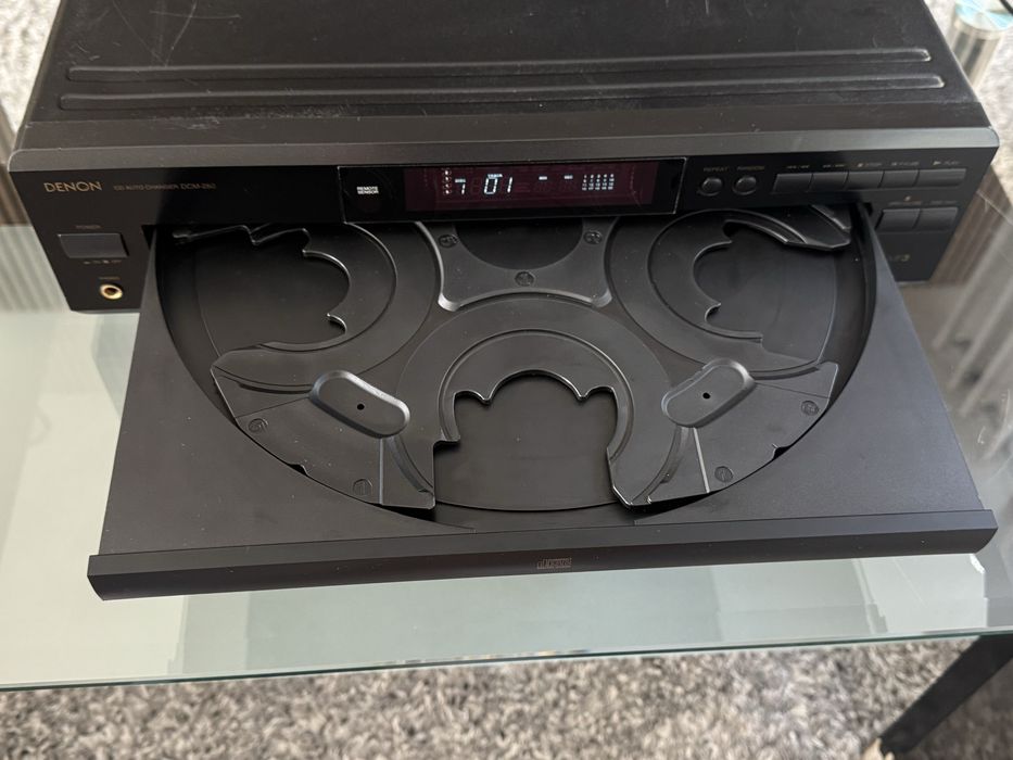 Denon DCM-280 CD auto changer zmieniarka