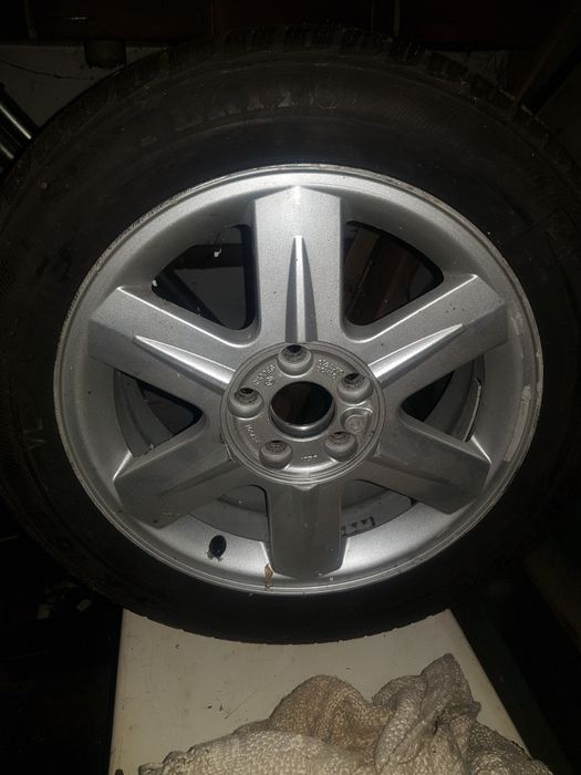 Koła aluminiowe do renault 16" z oponami  zimowymi