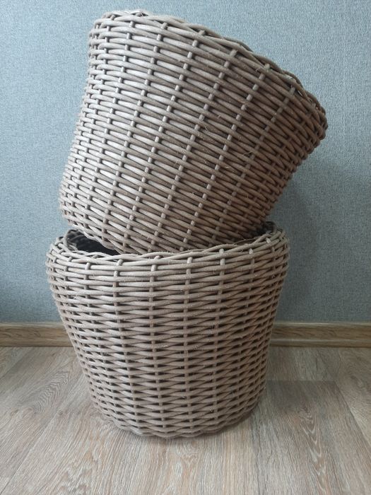 Продам кашпо з ротангу