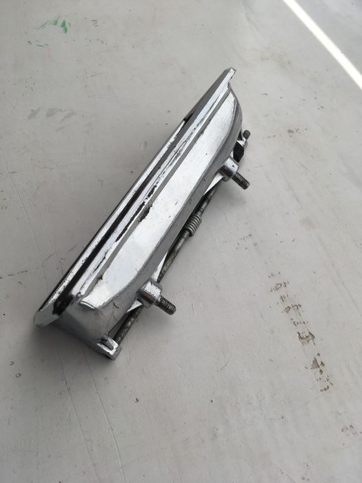 Дві зламані ручка до дверки ВАЗ-2107