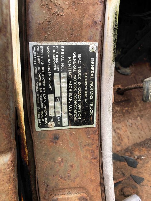 GMC 4500 Pick Up 1948r patyna wieloryb Five window