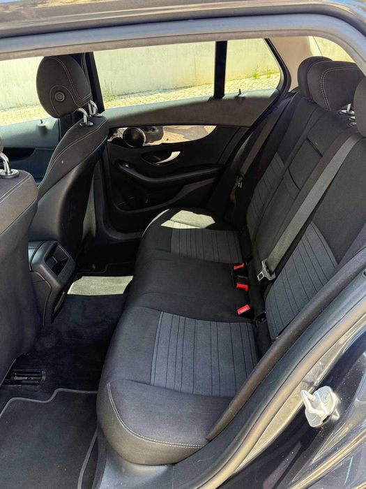 Mercedes-Benz C200 Automático a Diesel e em Bom Estado