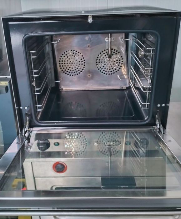 Конвекційна піч Unox XF 035