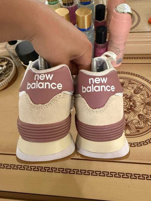 Жіночі кросівки New Balance 574 (WL574FLR) — 38 розмір / 24.5 см / Оригінал