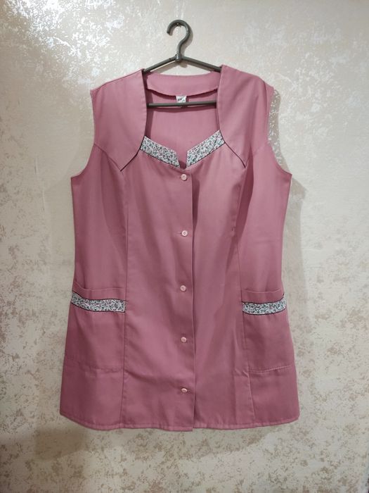 Продам медицинські кофти,і халати.