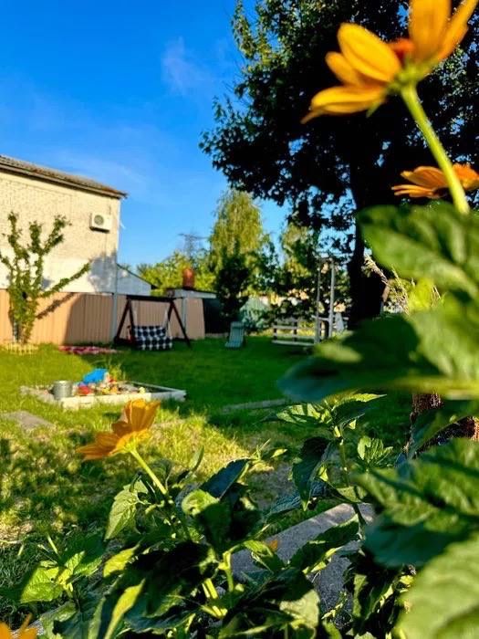 Продаж Видової дачі за Перемогою 6