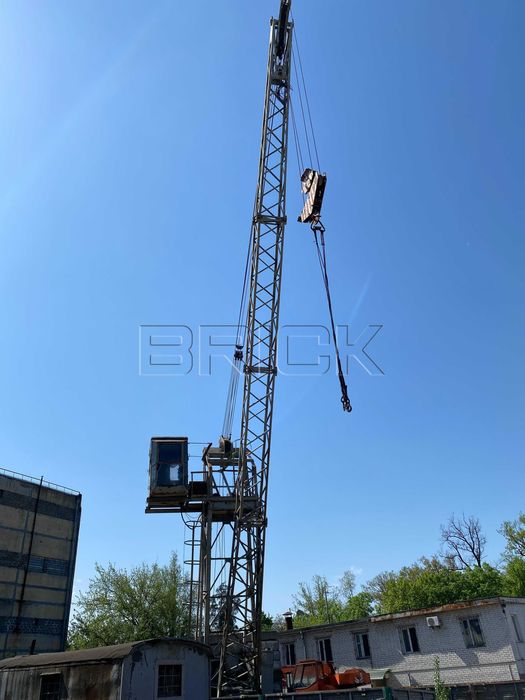 Продам у центрі міста майновий комплекс з виробничим обладнання