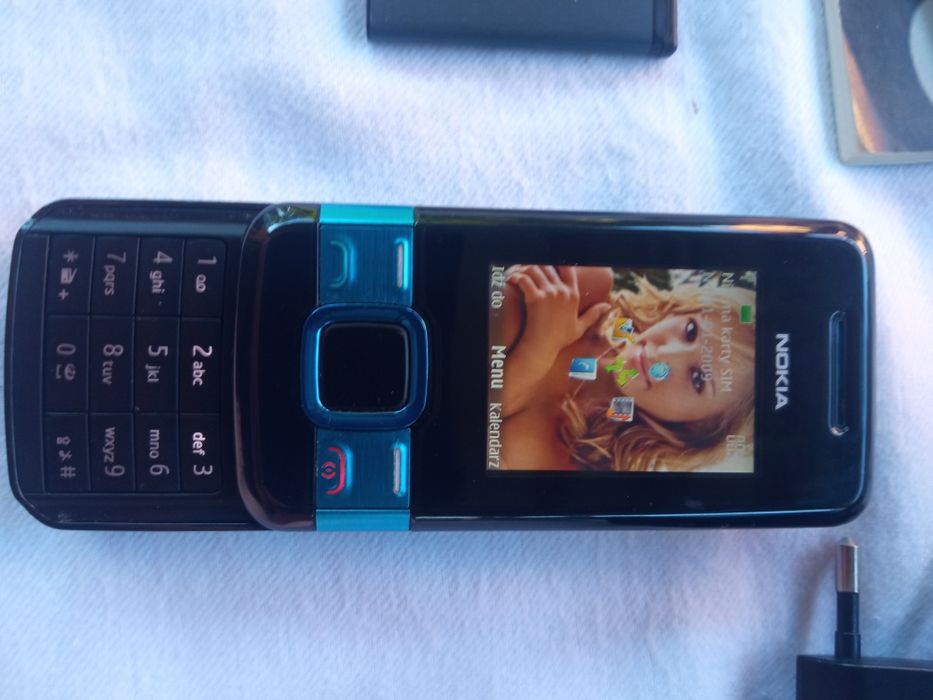 Nokia 7100 supernova