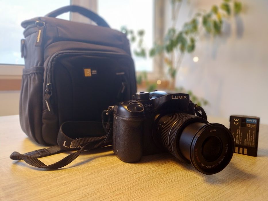 Panasonic Lumix Gh4 4k com lente 14-42mm