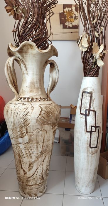 2 jarras decorativas