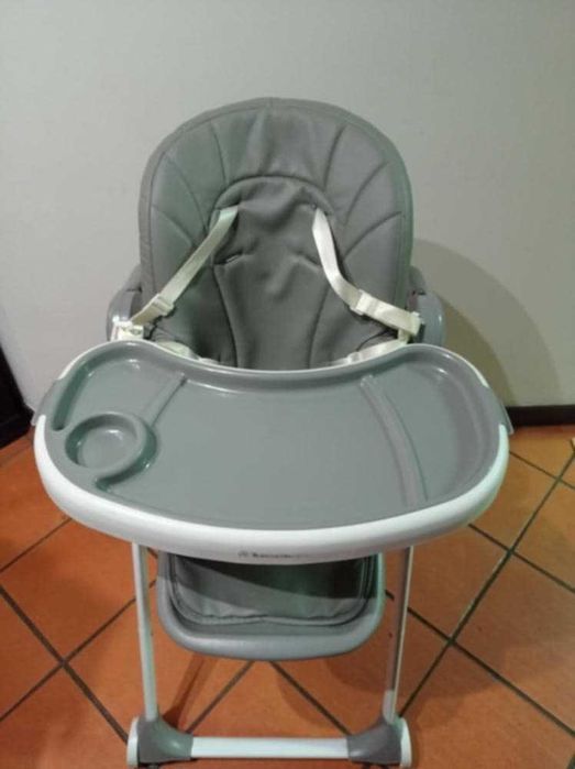 Cadeira de bebé para refeição