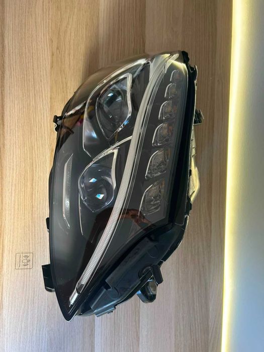 Farol / ótica Mercedes benz CLC W205 ILC Original - Direito