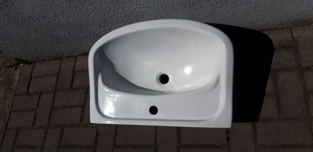 Umywalka 60/42,5cm super stan