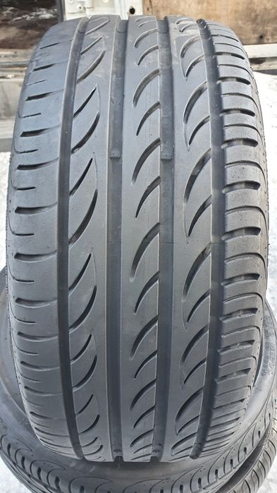 245/35 ZR19  2шт Pirelli (Піреллі) Авторезина, шини.
