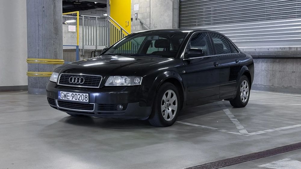 Audi A4 Limousine Audi A4 1,9 tdi B6 2004r. - bardzo dobry stan techniczny