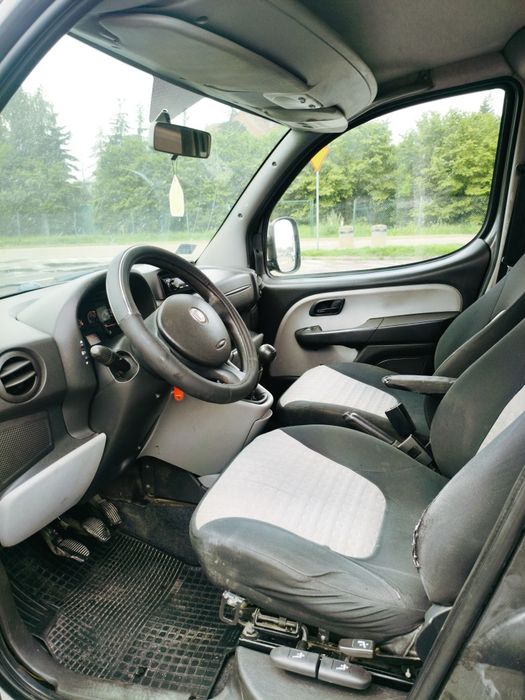 Fiat Doblo 1.9D // 2010 // Zadbany // Klima // 5-Osób // Hak // Raty // Zamiana //