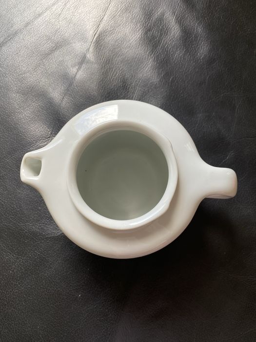 Jarro em porcelana Schmidt Futurum – decoração floral