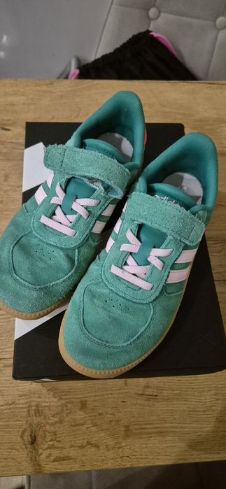 Buty halowe adidas 34