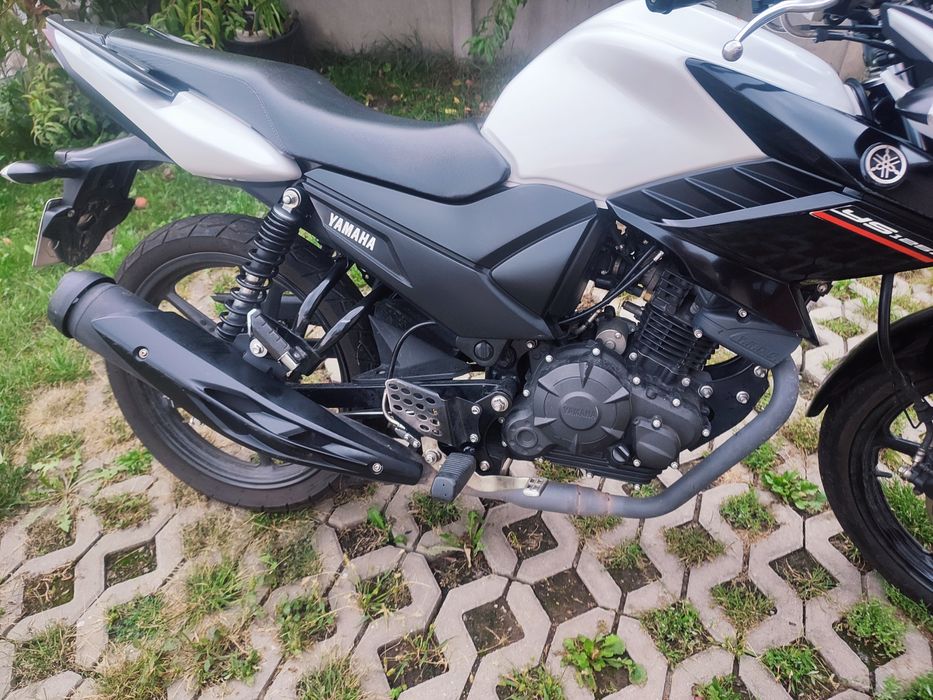 Motocykl Yamaha YS125  rocznik 2020