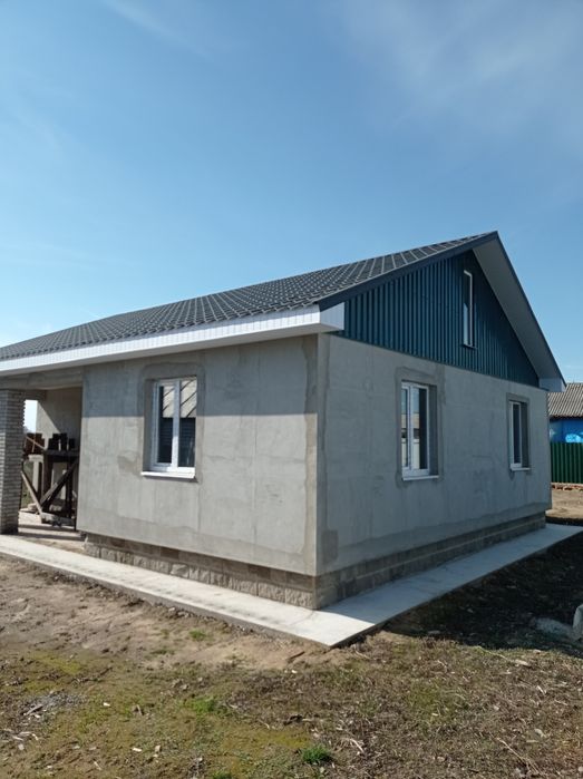 Новобудова біля міста Чернігів.