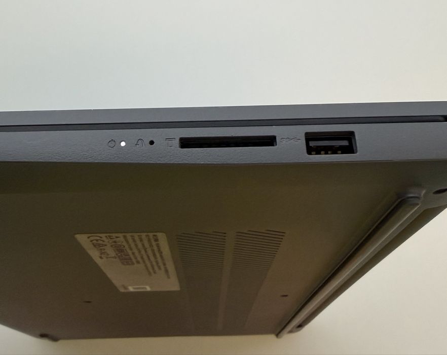 Lenovo Ideapad slim 3 - 1TB SSD 16Gb RAM  c/ garantia