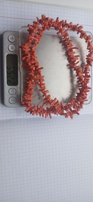 Коралловые бусы )