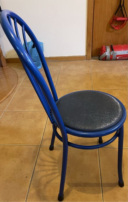 Cadeira azul otimo estado
