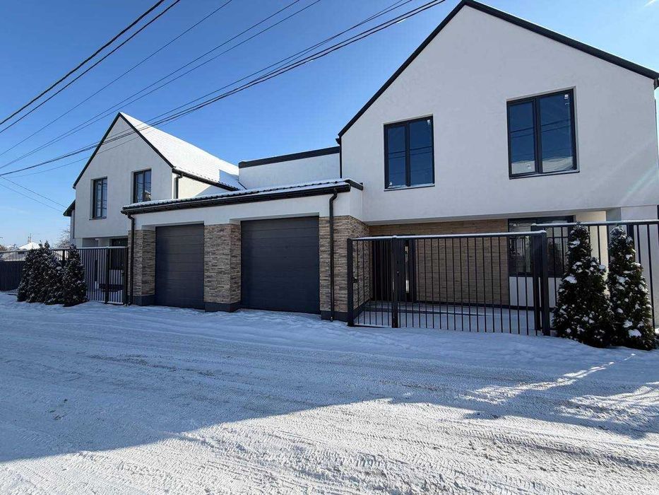 Продаж дуплексу, Заріччя