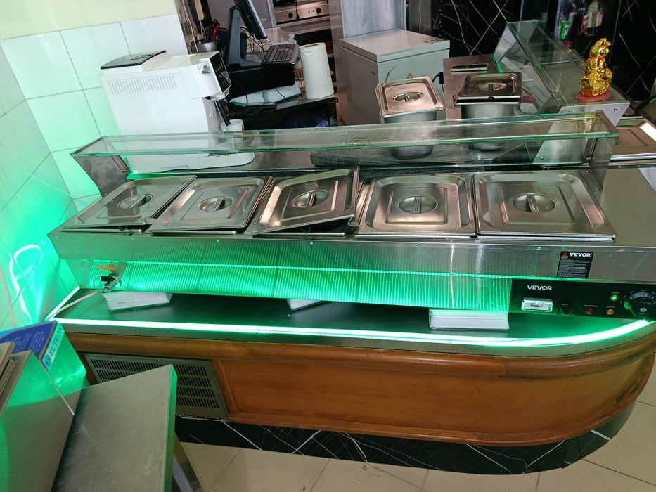 Buffet banho maria inclui 5 cubas, novo