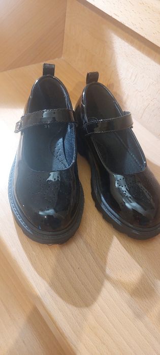 Buty dla dziewczynki