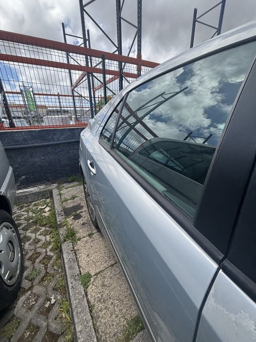 Carro Renault Laguna dci