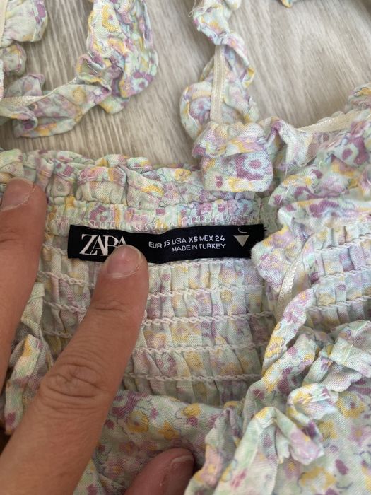 Sukienka Zara 34 XS kwiaty mini guziczki letnia