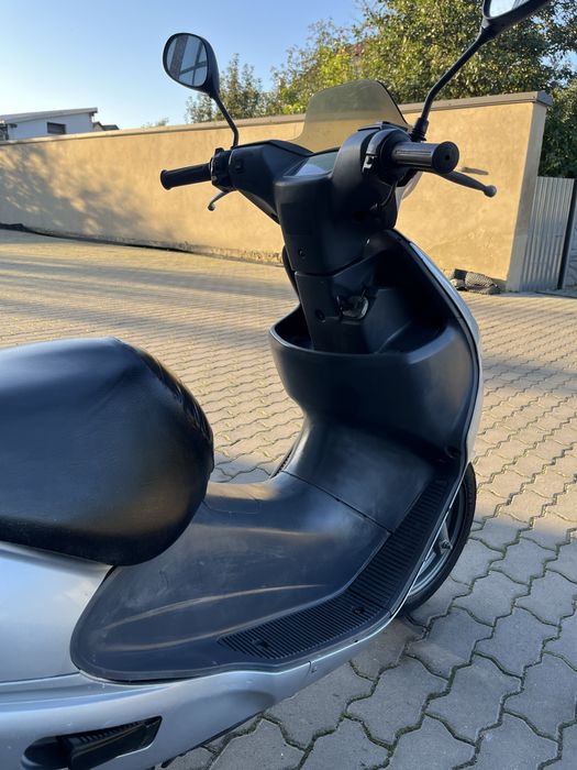 Скутер Suzuki Adress 110