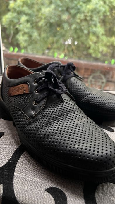 Шкіряні туфлі L-style 41-42