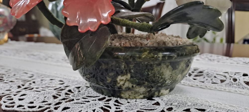 Bonsai em pedra Jade forma de flores