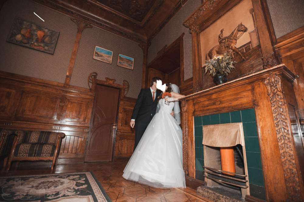 Продам красивое свадебное платье.