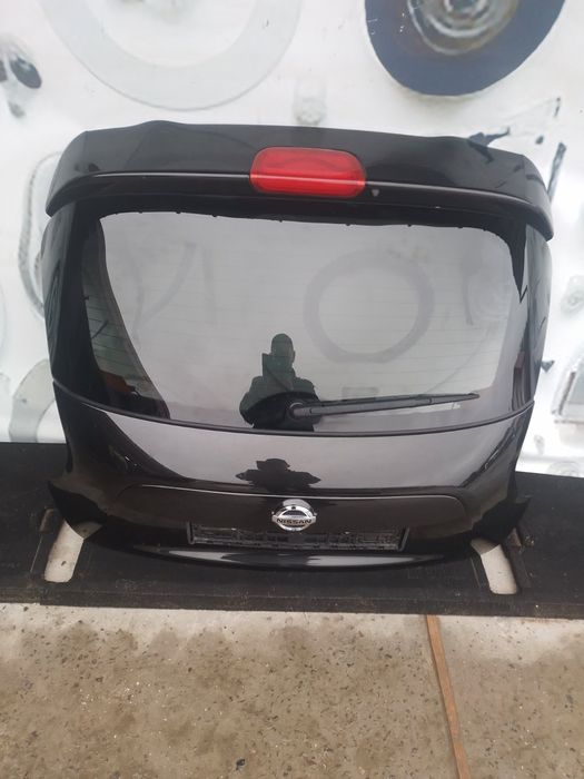 Кришка багажника на Nissan Juke Ніссан Жук 10-19 року