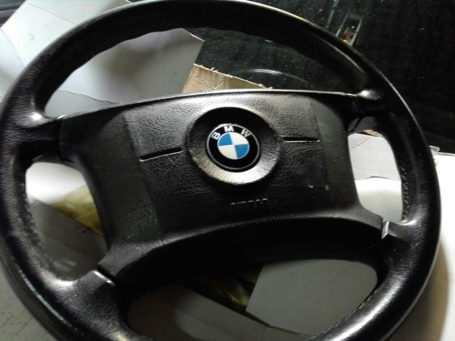 Volante com air bag bmw E46 E36 Carregueira • OLX Portugal