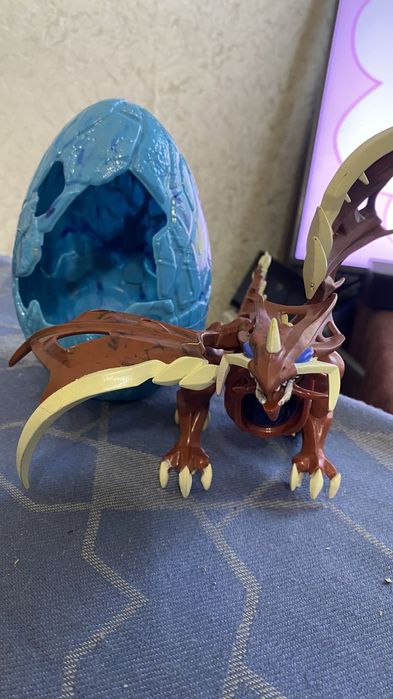 Игрушка Дракон с яйцом Dragons Universe