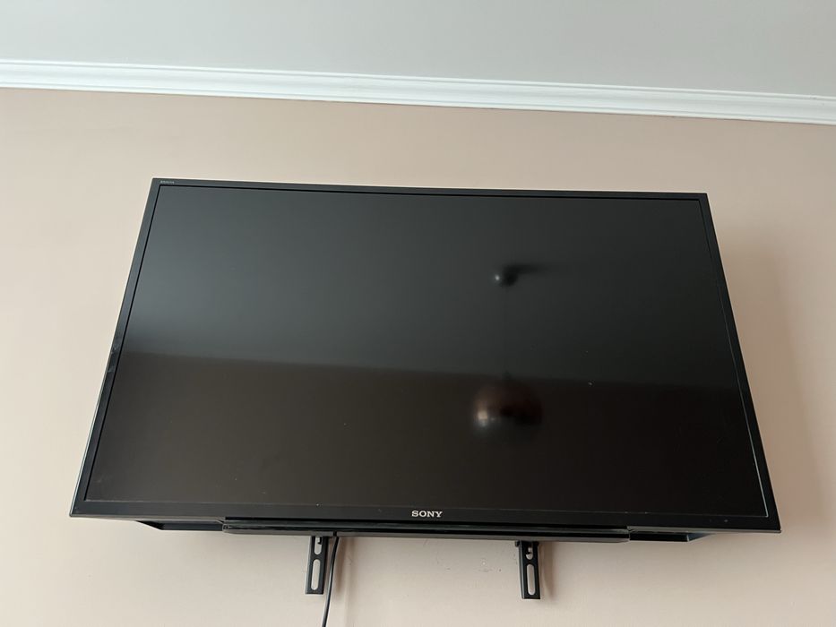 Телевізор Sony модель KDL-40W605B / можливий торг