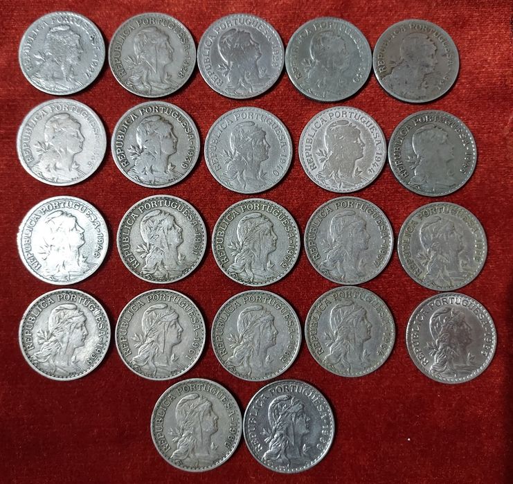 Coleção completa 1 escudos