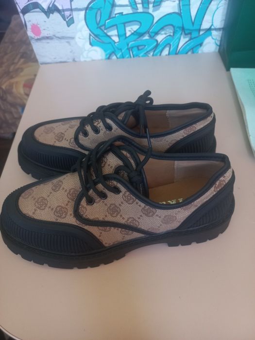 Лофери текстильні жіночій