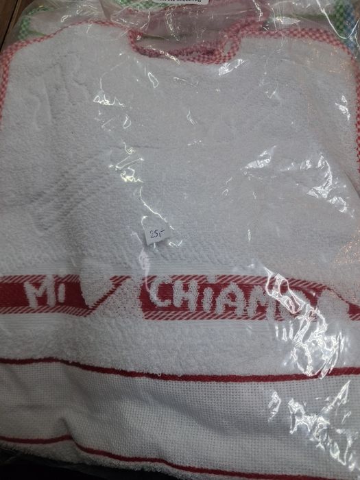 Zestaw śliniaczków