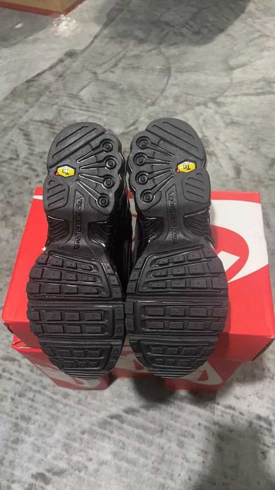 Air Max TN Plus III Black R.43