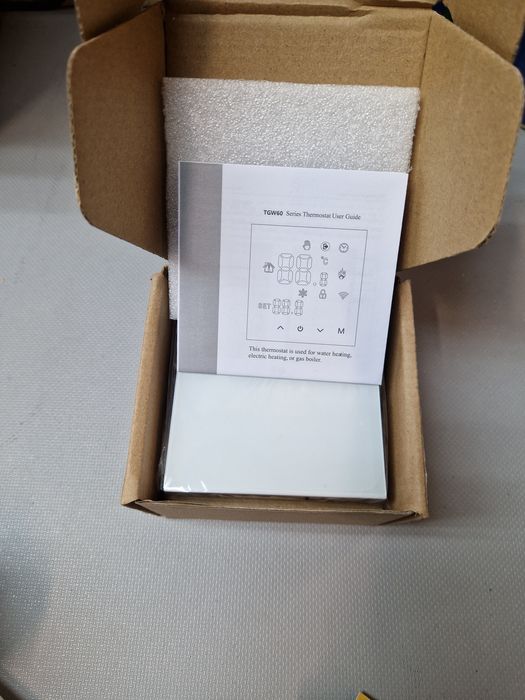 Termoregulator termostat tuya wi-fi aplikacja Ogrzewanie