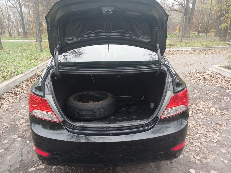 Hyundai Accent 4 покоління RB