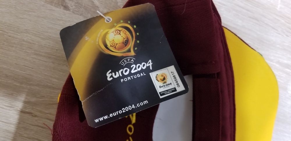 Bone oficial Euro 2004