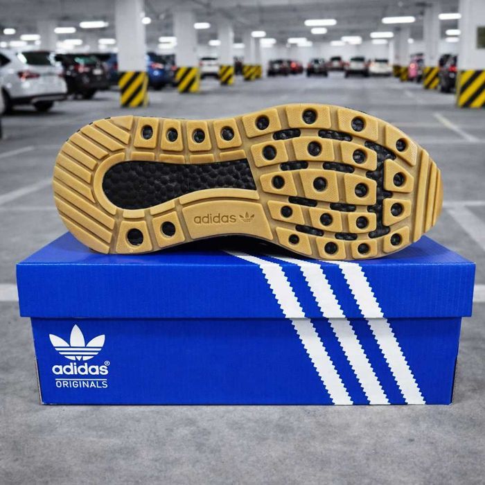 2233) Акція! Кросівки Adidas ZX 500 RM повністю чорні (з 36 по 40